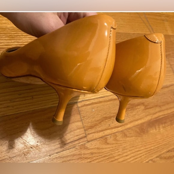 Giuseppe Zanotti Orange Patent leather kitten heels size 7 - Picture 2 of 13